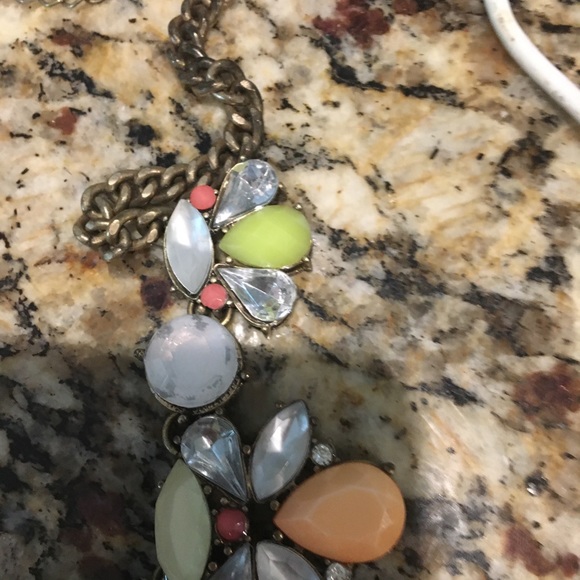 Statement Necklace - Picture 4 of 4